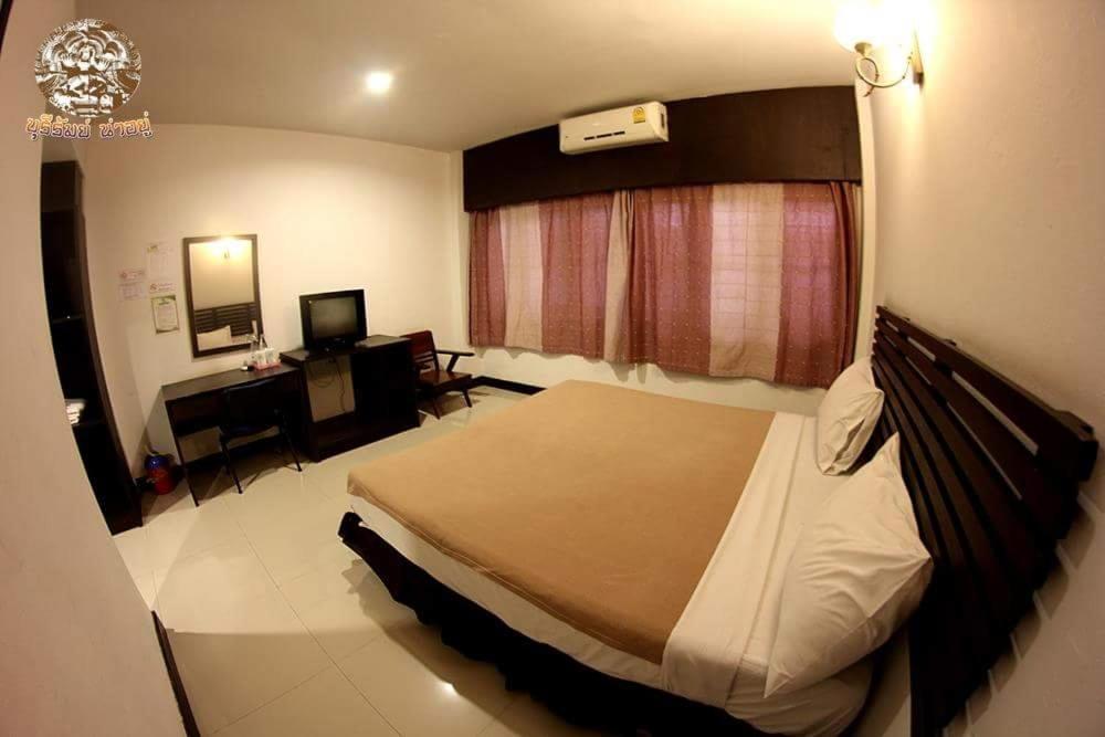 ไทยโฮเต็ล Hotel Buriram Exterior photo